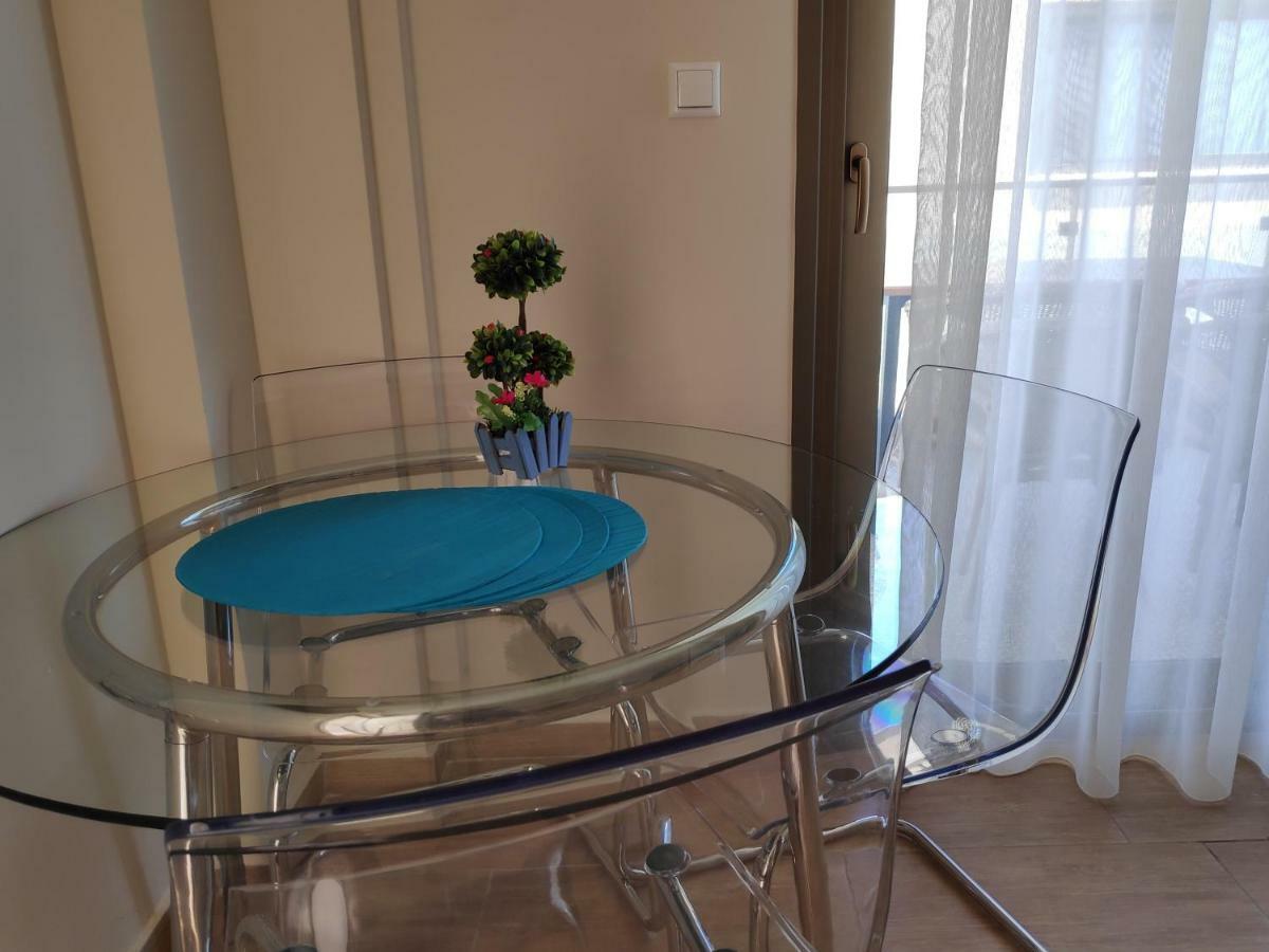 Ofrynio Deluxe Apartments Ofrínion المظهر الخارجي الصورة